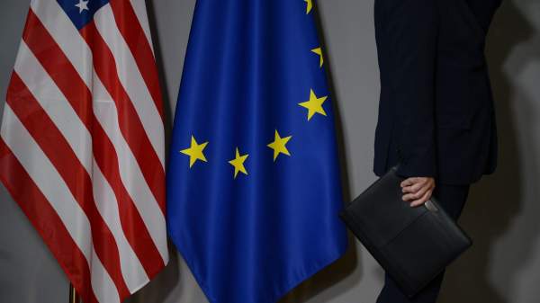 Read more about the article Guardian: страны Европы не могут быть уверены, что США не лишат их разведданных