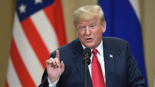 Read more about the article Трамп: в США нужно запретить голосовать по почте
