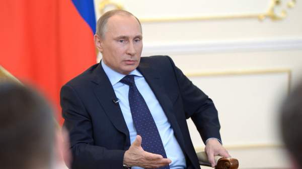 Read more about the article Путин назначил Любинского замглавы МИД, освободив от обязанностей посла в Австрии