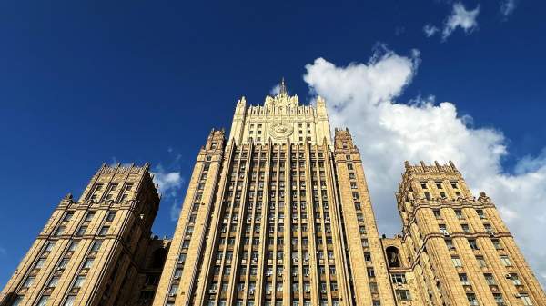 Read more about the article МИД: ситуацию с выплатой пенсий россиянам в Латвии и Эстонии удалось урегулировать