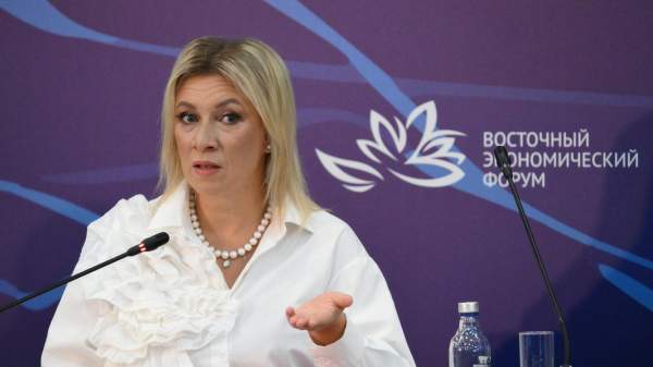 Read more about the article Захарова о введении Лондоном санкций против “Движения первых”: неонацисты
