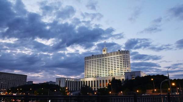 Read more about the article Мишустин: шесть регионов получат 4 млрд рублей на строительство школ и детсадов