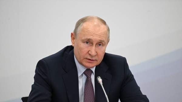 Read more about the article Путин: вопрос признания со стороны США Крыма и Донбасса должен быть предметом переговоров
