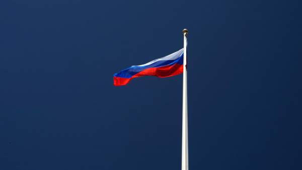 Read more about the article Путин поручил законодательно закрепить поднятие флага на спортивных соревнованиях