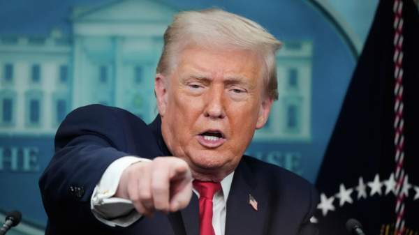 Read more about the article Трамп в Давосе решил, что Зеленский присутствует на форуме