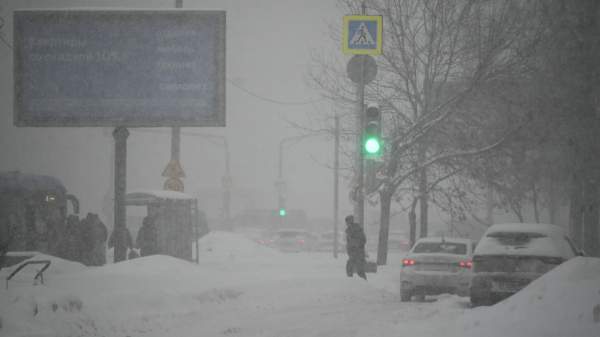 Read more about the article Москвичей призвали использовать городской транспорт для поездок в понедельник из-за снега