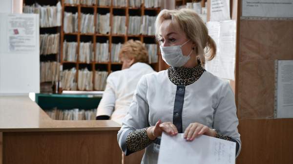 Read more about the article Минздрав с 1 сентября обновит номенклатуру должностей медработников