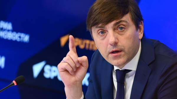 Read more about the article Кравцов: растет интерес к истории, профильной математике и естественно-научным предметам