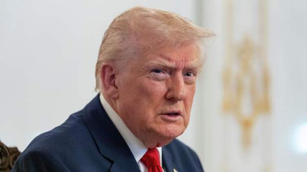 Read more about the article Трамп: отмена поездки Уиткоффа и зятя Кушнера в Пакистан не означает возобновления атак