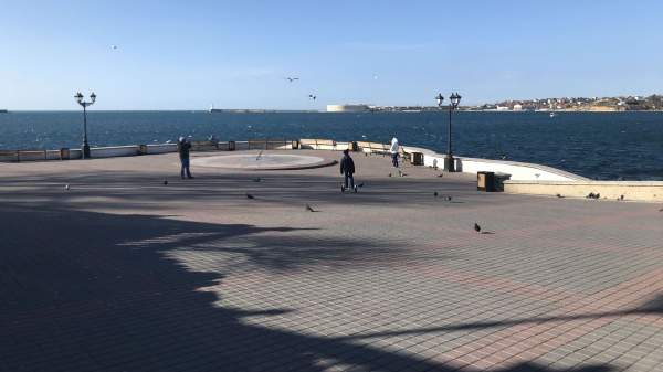Read more about the article Губернатор Развожаев: уличное освещение в Севастополе временно не будет включаться